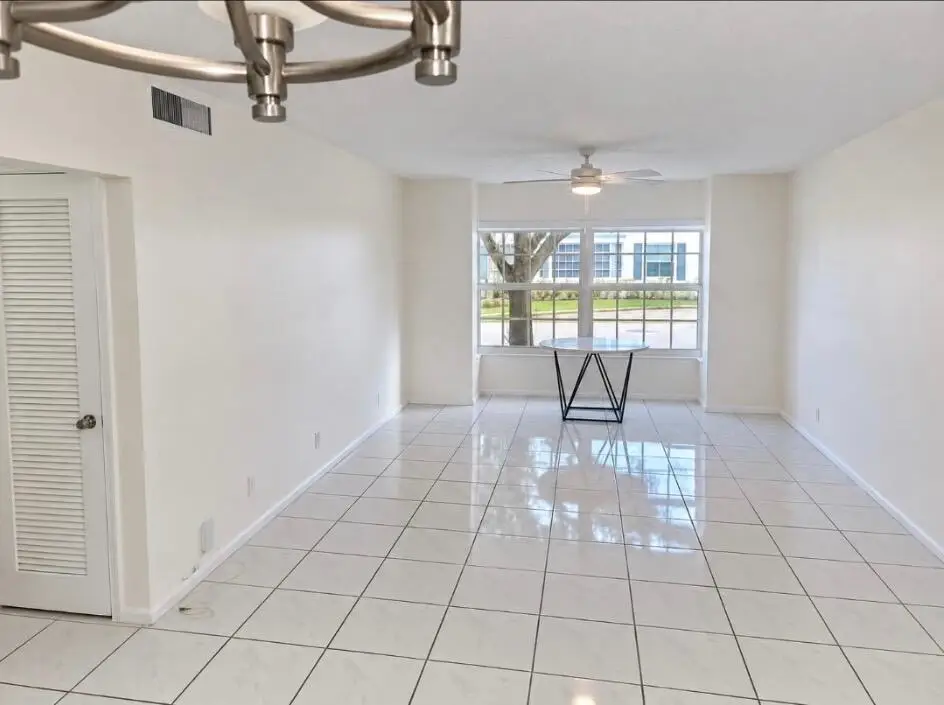 2181 NE 67th Street 603, Fort Lauderdale, FL 33308