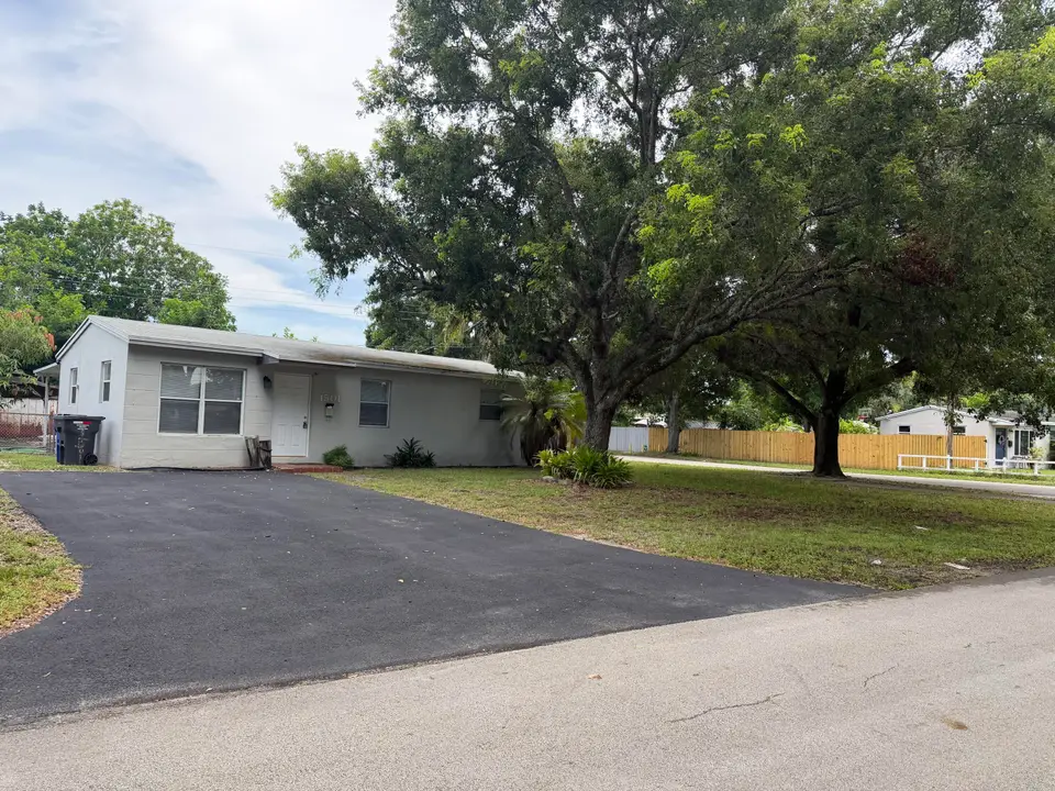 1501 N 70TH Way, Hollywood, FL 33024