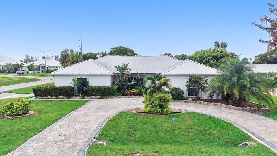 1577 THUMB POINT Drive, Fort Pierce, FL 34949
