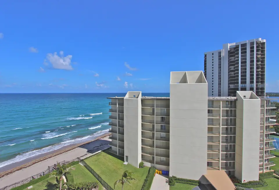 5420 N Ocean Avenue 1006, Singer Island, FL 33404