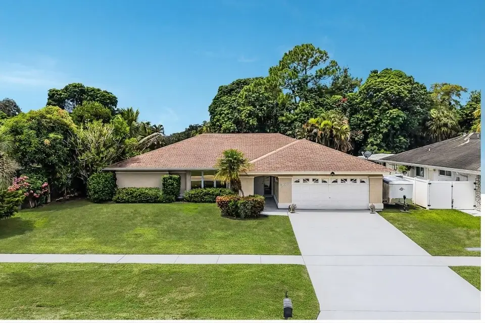 230 Ponce De Leon Street, Royal Palm Beach, FL 33411