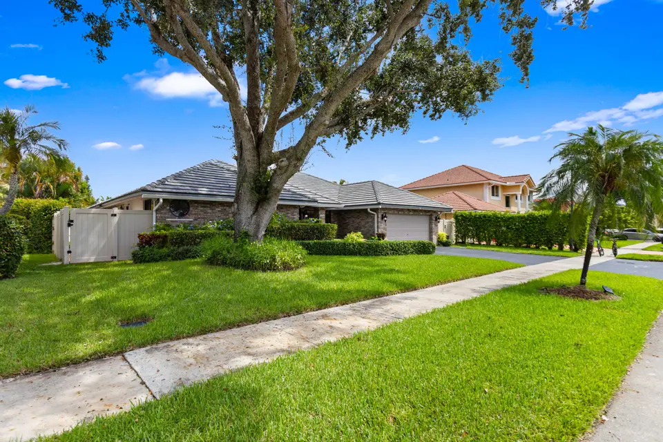 14251 APPALACHIAN Trail, Davie, FL 33325