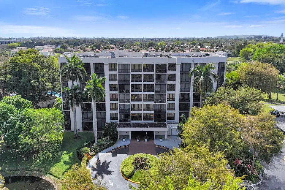 5951 WELLESLEY PARK Drive 405, Boca Raton, FL 33433