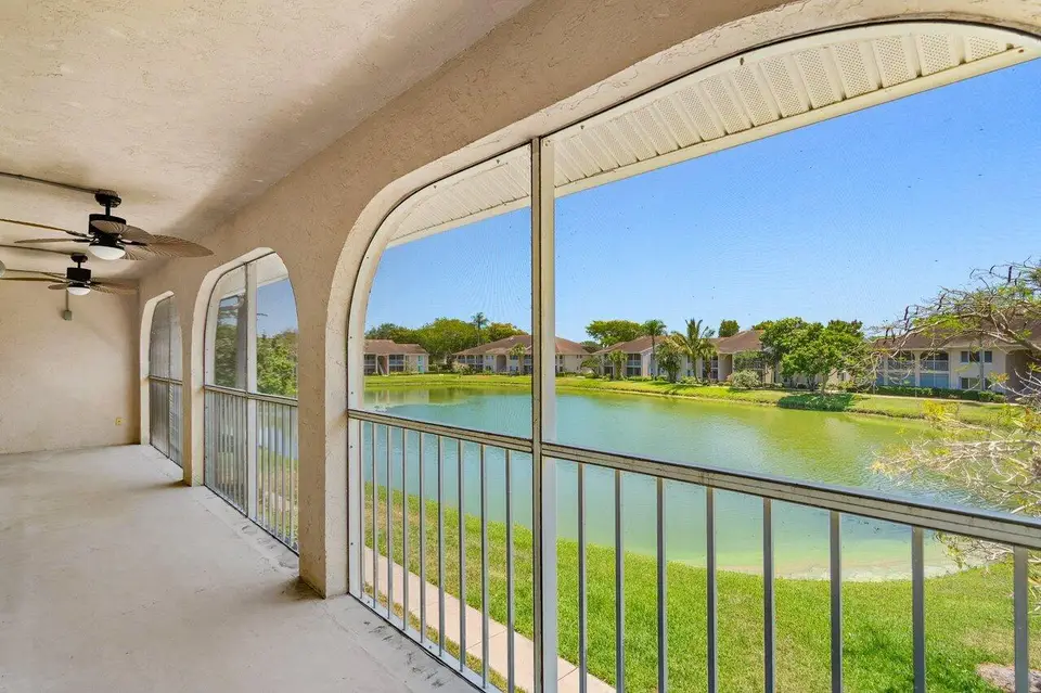 13770 ONEIDA Drive D2, Delray Beach, FL 33446