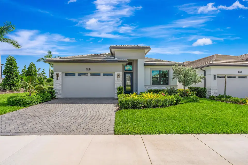 13136 Shinnecock Drive, Port St. Lucie, FL 34987