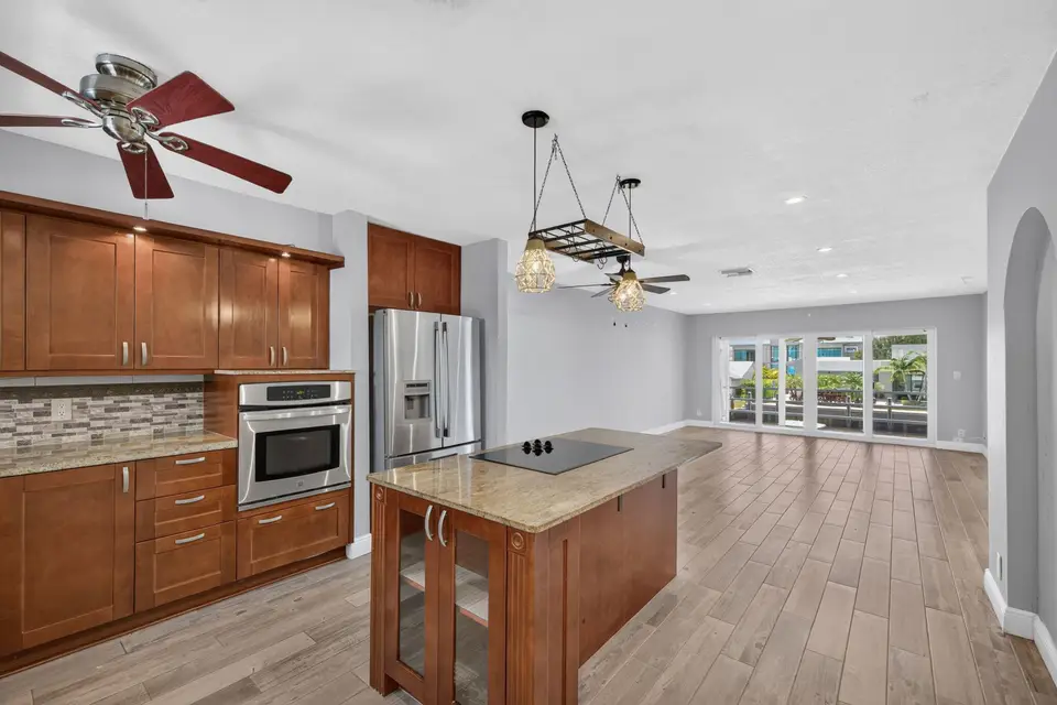 2820 NE 30th Street 9, Fort Lauderdale, FL 33306