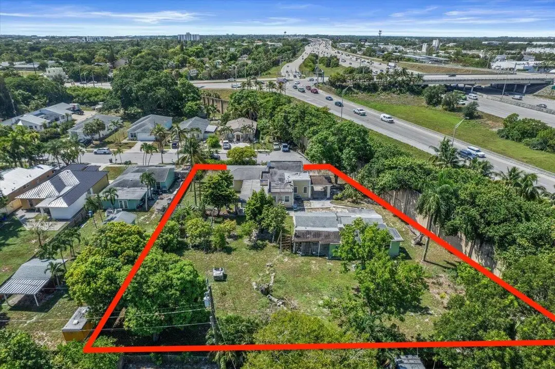1740 11th Avenue N, Lake Worth Beach, FL 33460