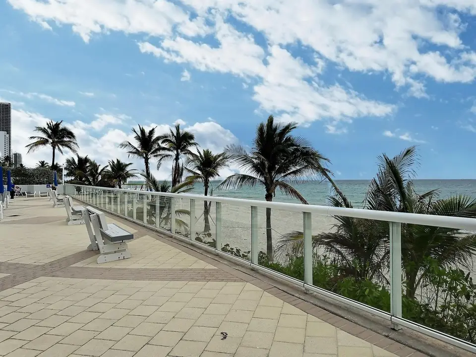 2030 S Ocean Drive 1626, Hallandale Beach, FL 33009