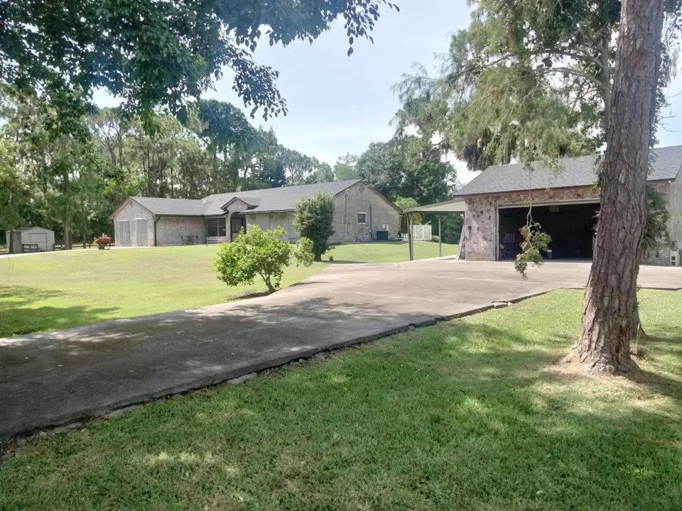 17251 35th Place N, Loxahatchee, FL 33470