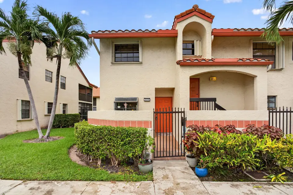 305 Congressional Way, Deerfield Beach, FL 33442