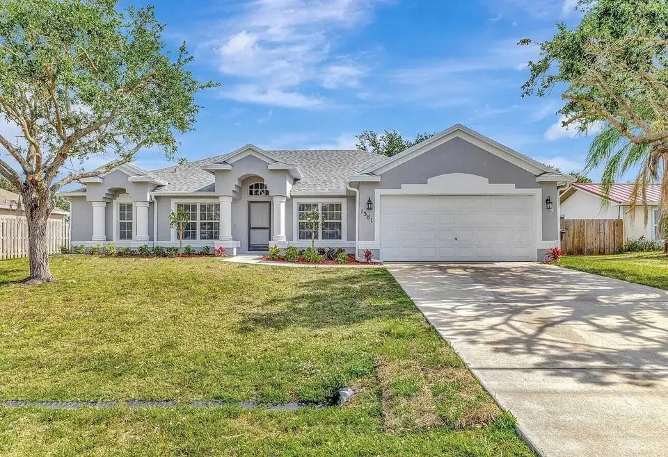 1381 SW BOUGAINVILLEA Avenue 1, Port St. Lucie, FL 34953