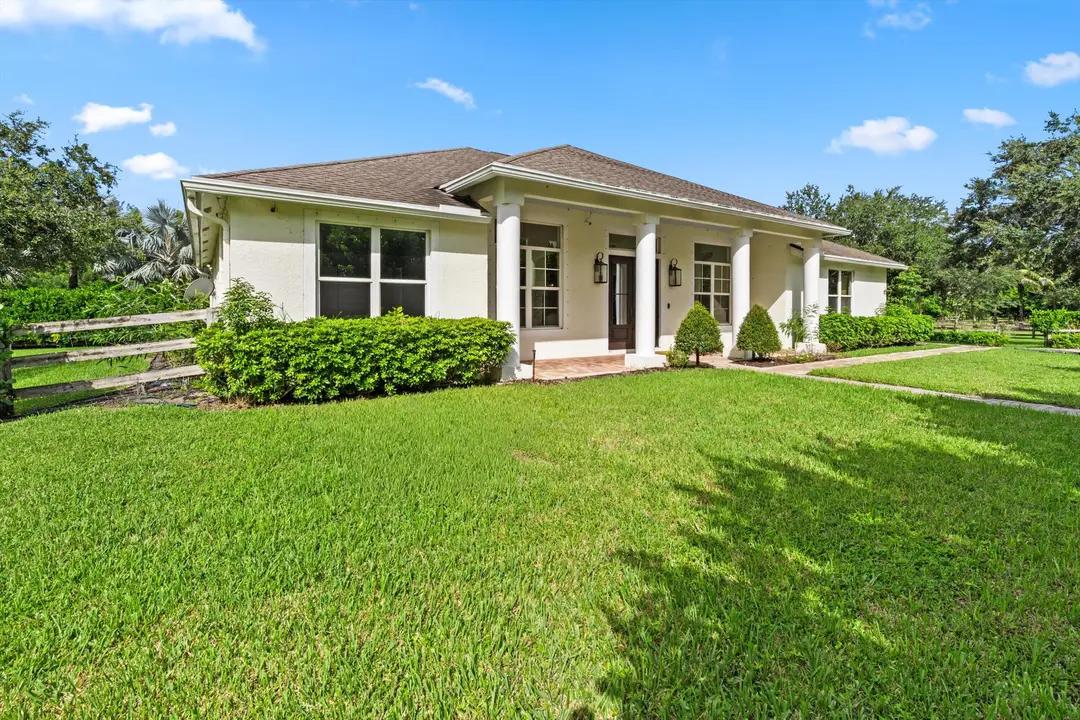 19986 Black Falcon Road, Loxahatchee, FL 33470