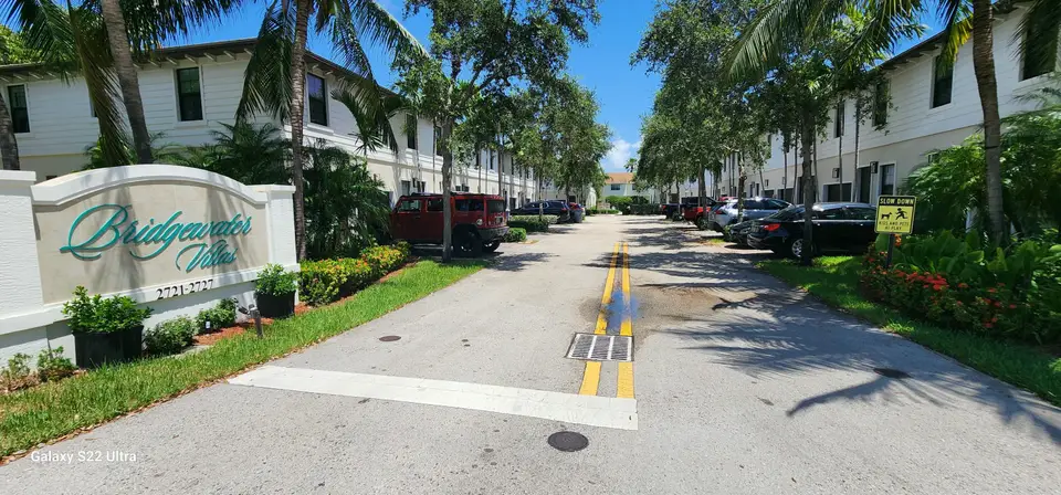 2723 NE 14th Street 108, Pompano Beach, FL 33062