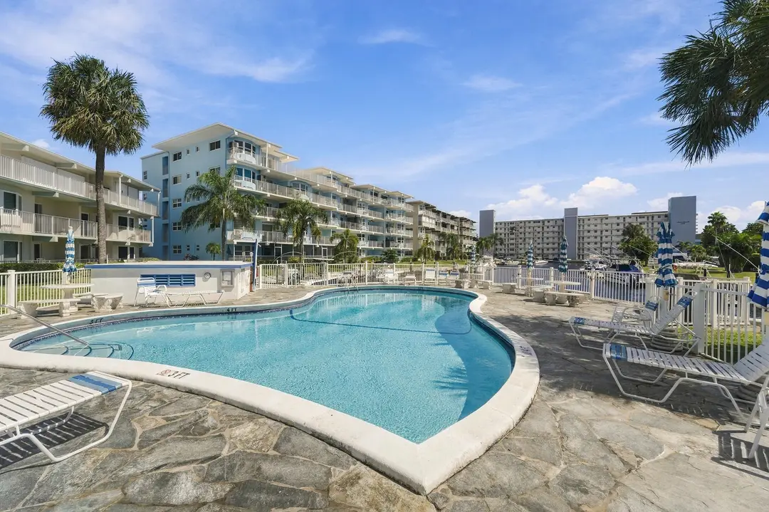 1511 SE 15th Court 306, Deerfield Beach, FL 33441
