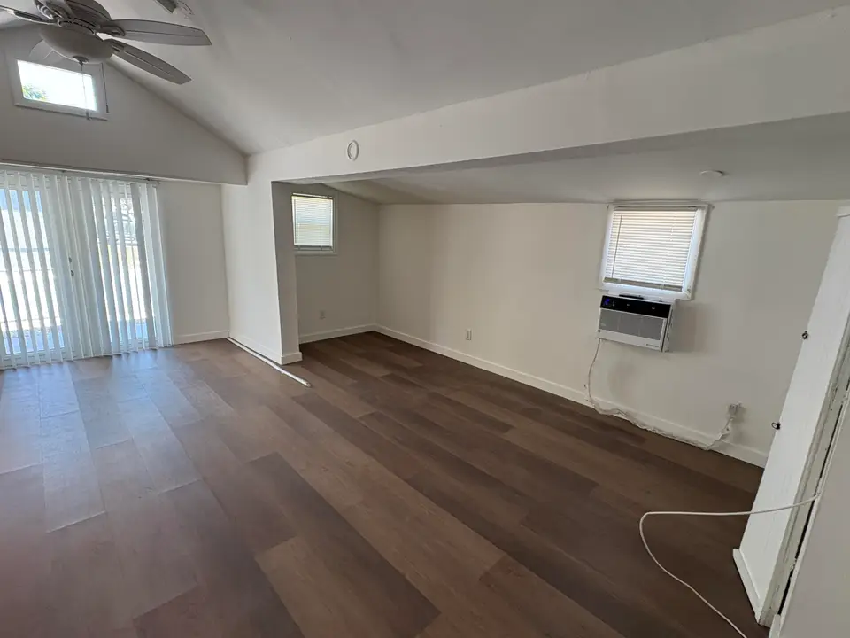 1912 ARTHUR Street C, Hollywood, FL 33020