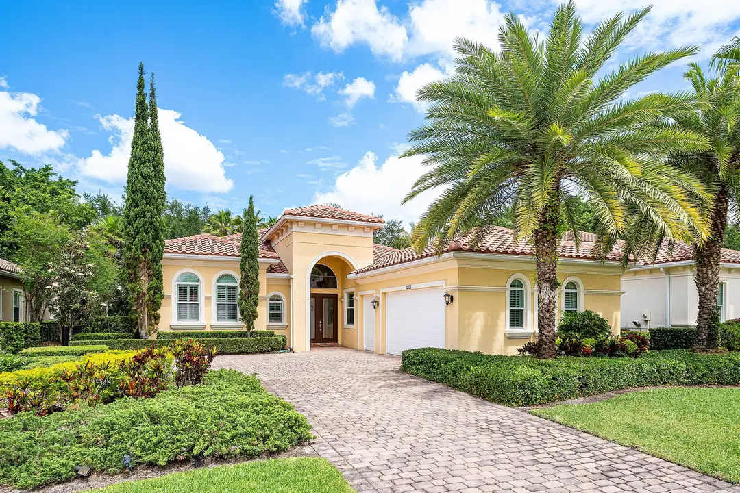 12121 Sunnydale Drive, Wellington, FL 33414