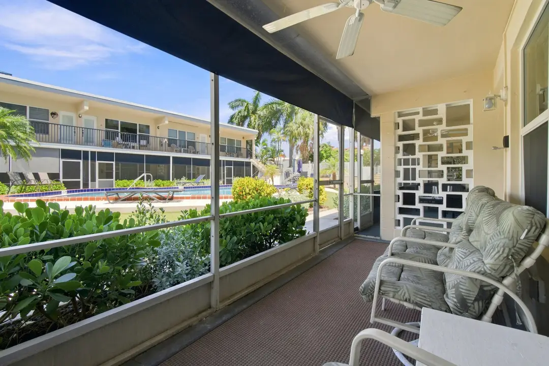 1960 NE 1ST Street B4, Deerfield Beach, FL 33441