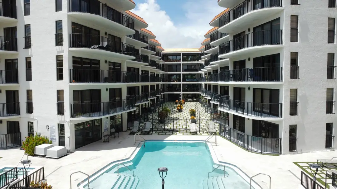 2029 N OCEAN Boulevard 403, Fort Lauderdale, FL 33305