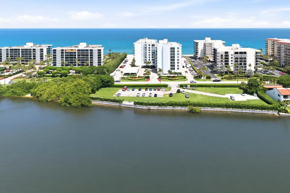 3450 S Ocean Boulevard, Palm Beach, FL 33480