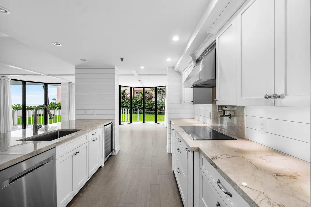 2917 S Ocean Boulevard 104, Highland Beach, FL 33487