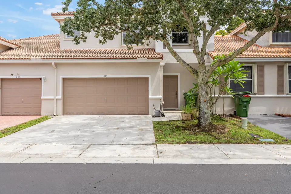 831 NW 130TH Avenue, Pembroke Pines, FL 33028