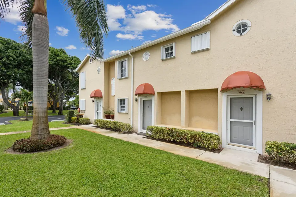 368 WATERSIDE Drive, Hypoluxo, FL 33462