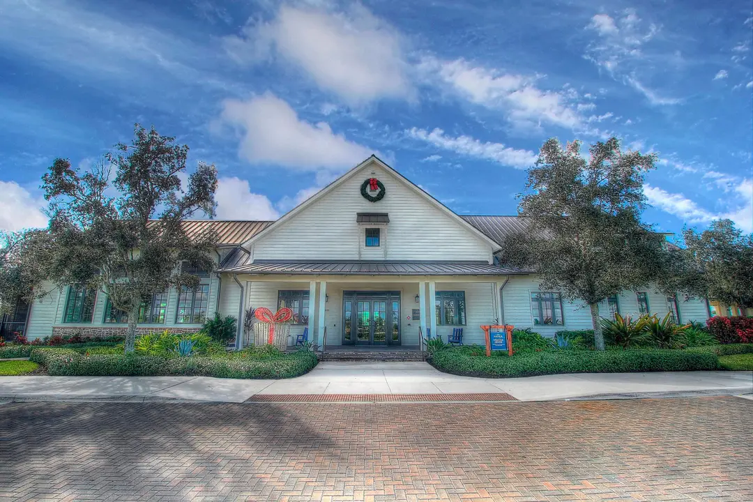 Clubhouse 2