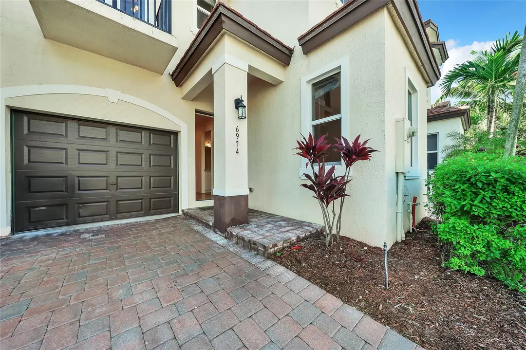 6974 LONG PINE Circle, Coconut Creek, FL 33073