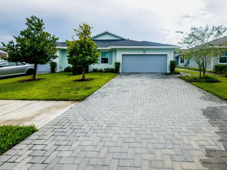 1381 Haywagon Trail, The Acreage, FL 33470