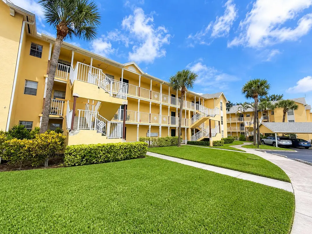 6347 LA COSTA Drive G, Boca Raton, FL 33433