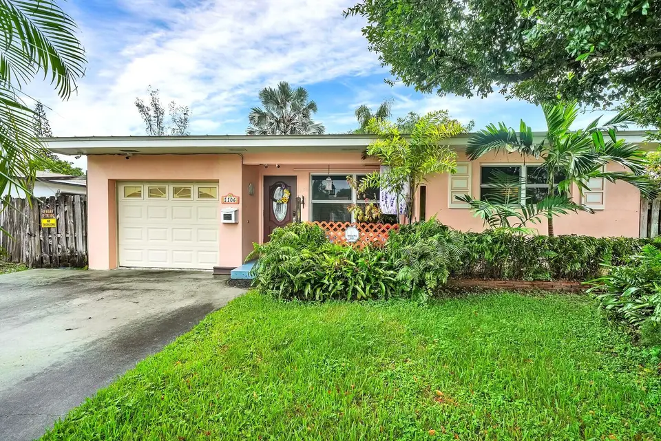 1106 S F Street, Lake Worth Beach, FL 33460