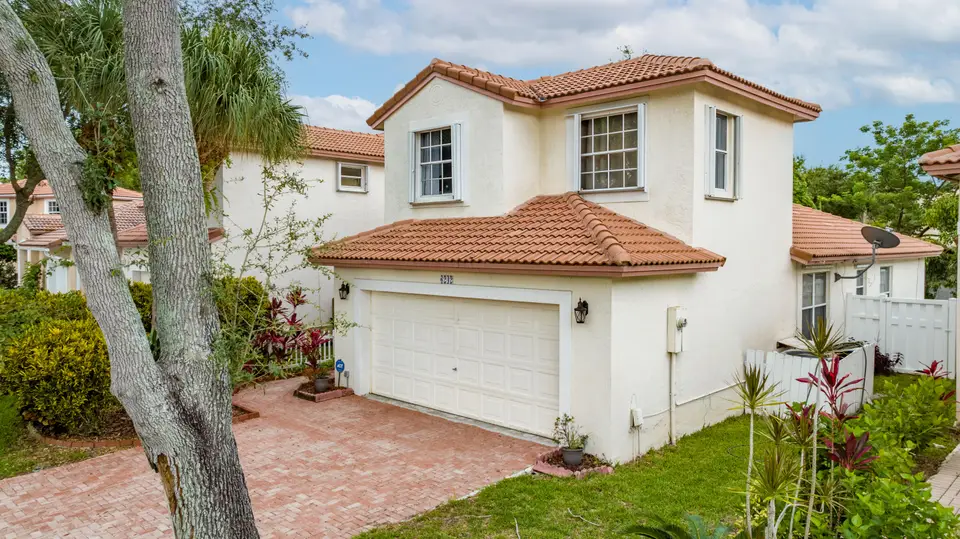6242 NW 38TH Drive 6242, Coral Springs, FL 33067