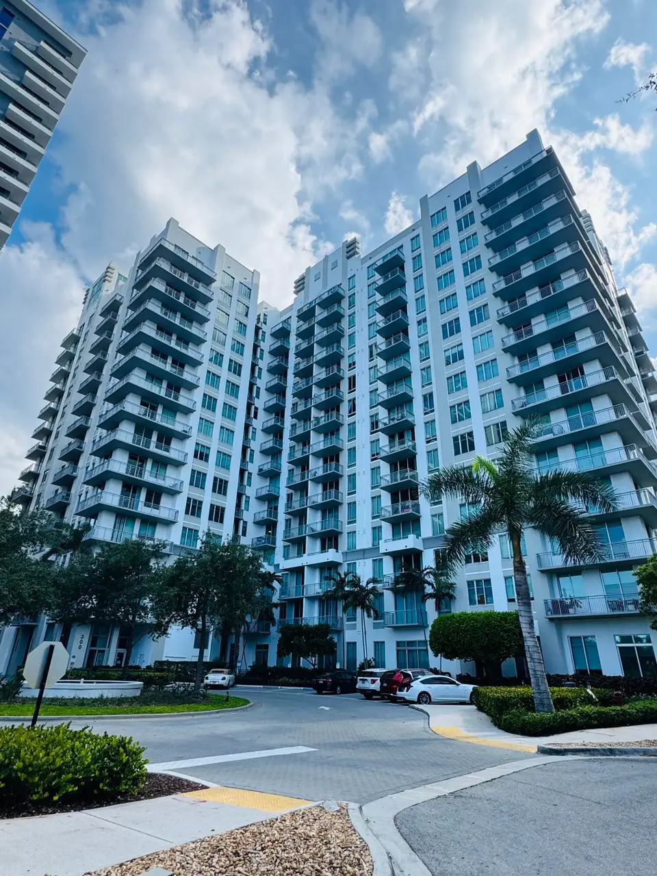 300 S AUSTRALIAN Avenue 702, West Palm Beach, FL 33401