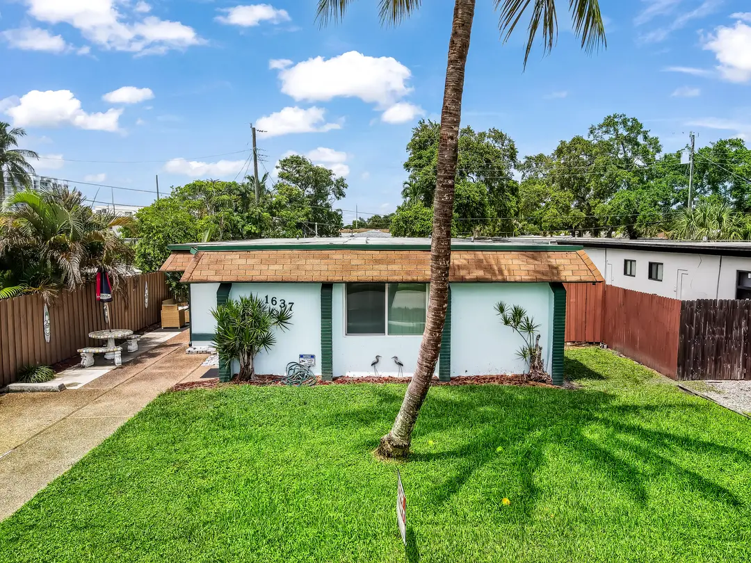 1637 Taft Street, Hollywood, FL 33020