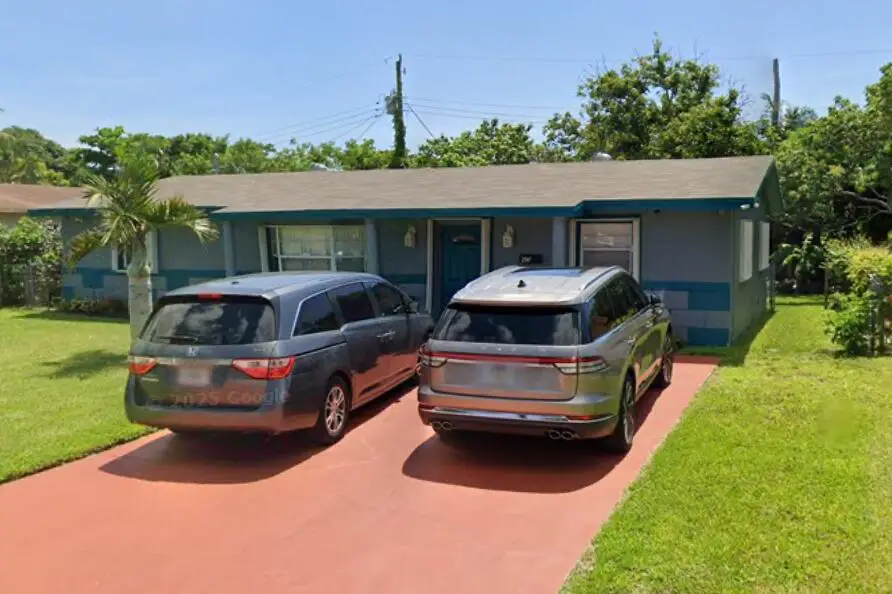 650 SW 28TH Way, Fort Lauderdale, FL 33312