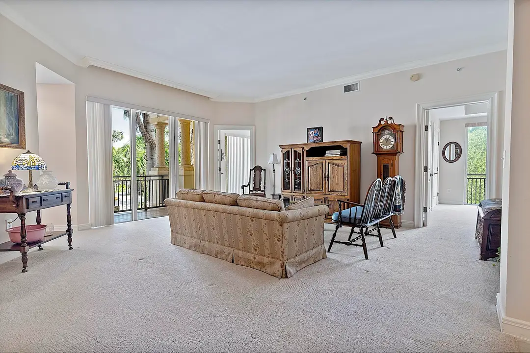 16100 Emerald Estates dr - 536