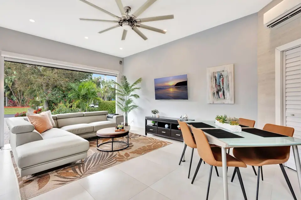 397 SUNDIAL Circle 397, Margate, FL 33068