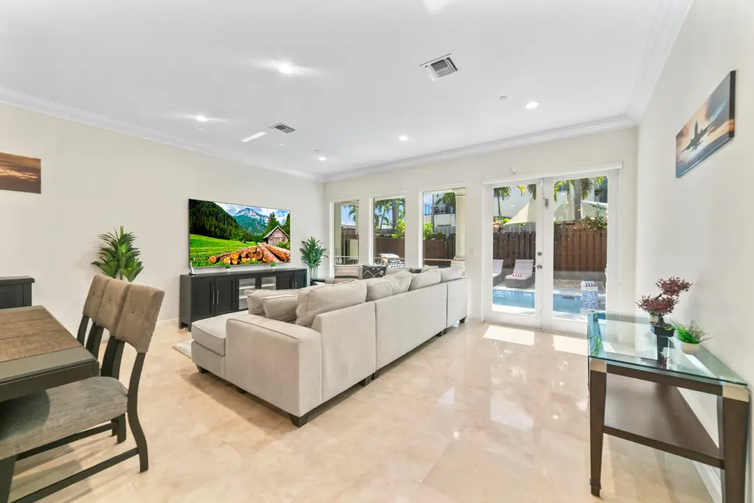1849 NE 26TH 2, Fort Lauderdale, FL 33305