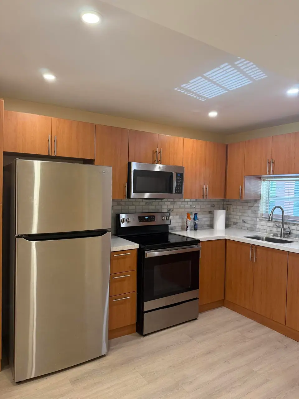 830 S HOLLYBROOK Drive 204, Pembroke Pines, FL 33025