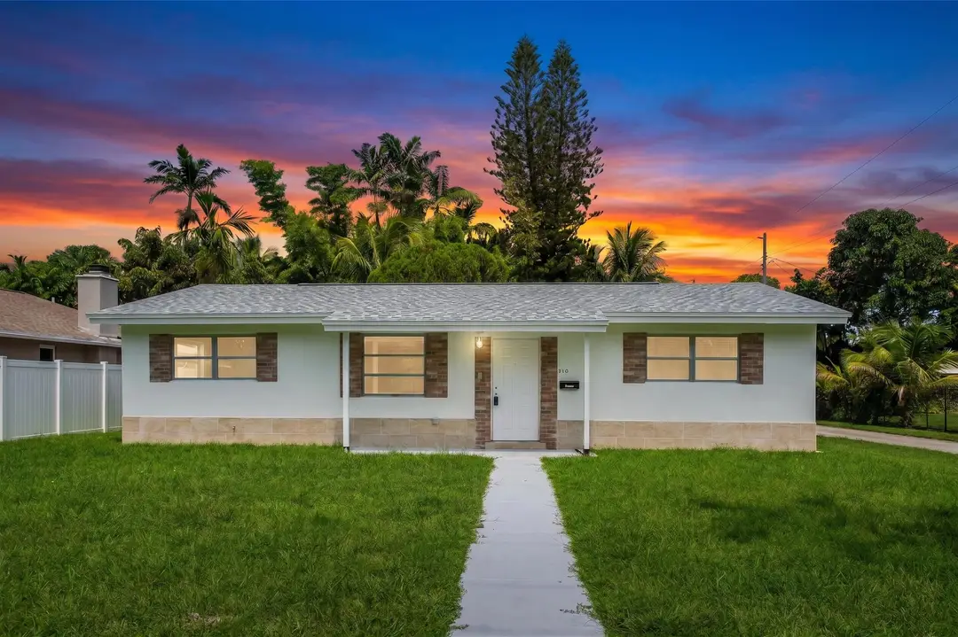 210 NE 5TH Ave , Dania Beach, FL, 33004