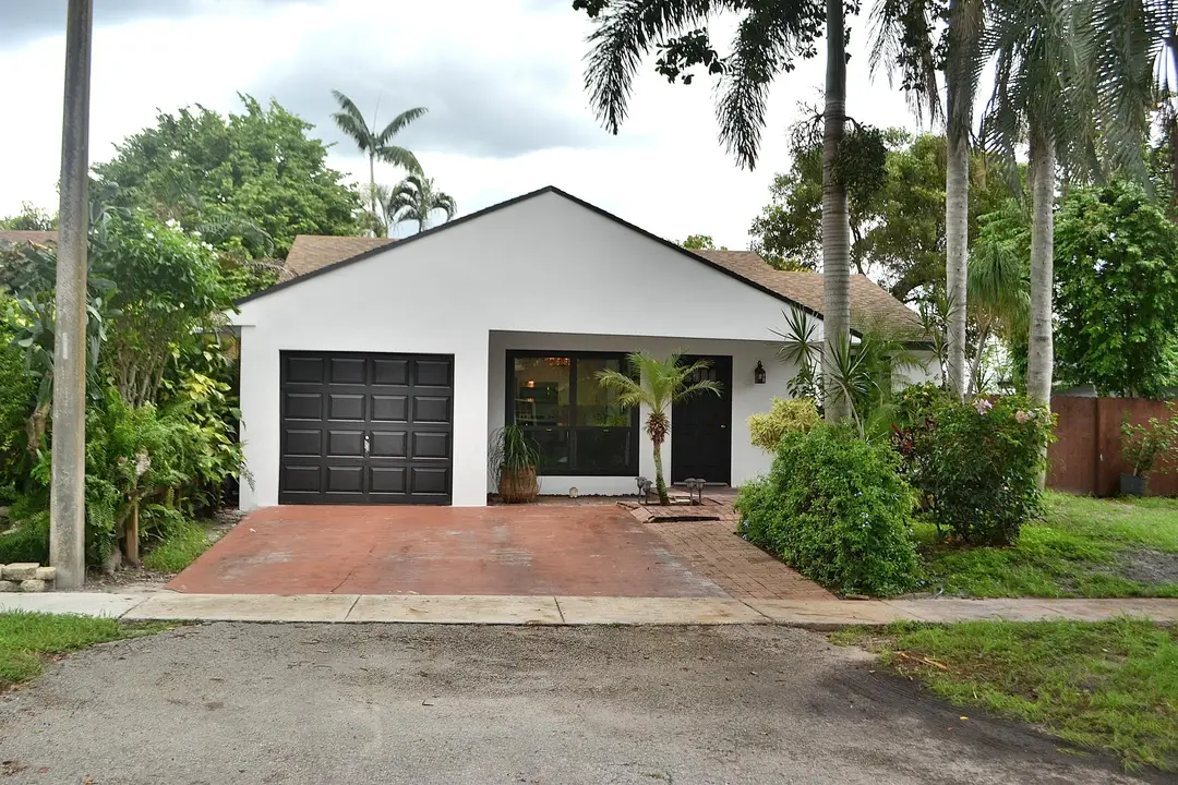 8671 SW 16TH Court, Pembroke Pines, FL 33025