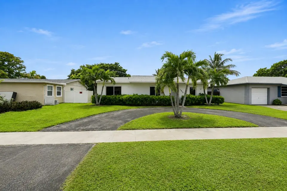 7804 SW 6th Court, North Lauderdale, FL 33068