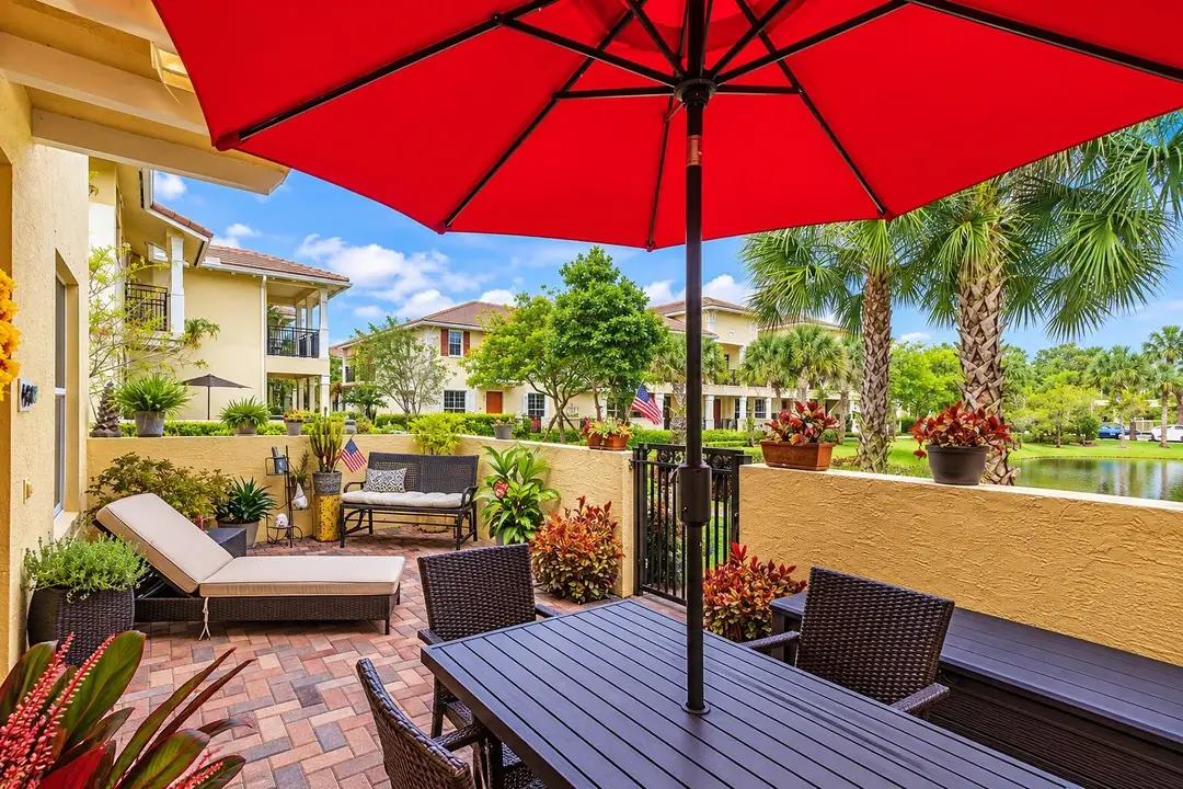 4760 SIERRA Lane, Coconut Creek, FL 33073
