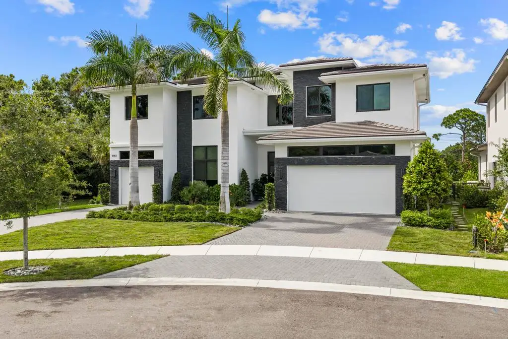 18401 Symphony Court, Jupiter, FL 33458