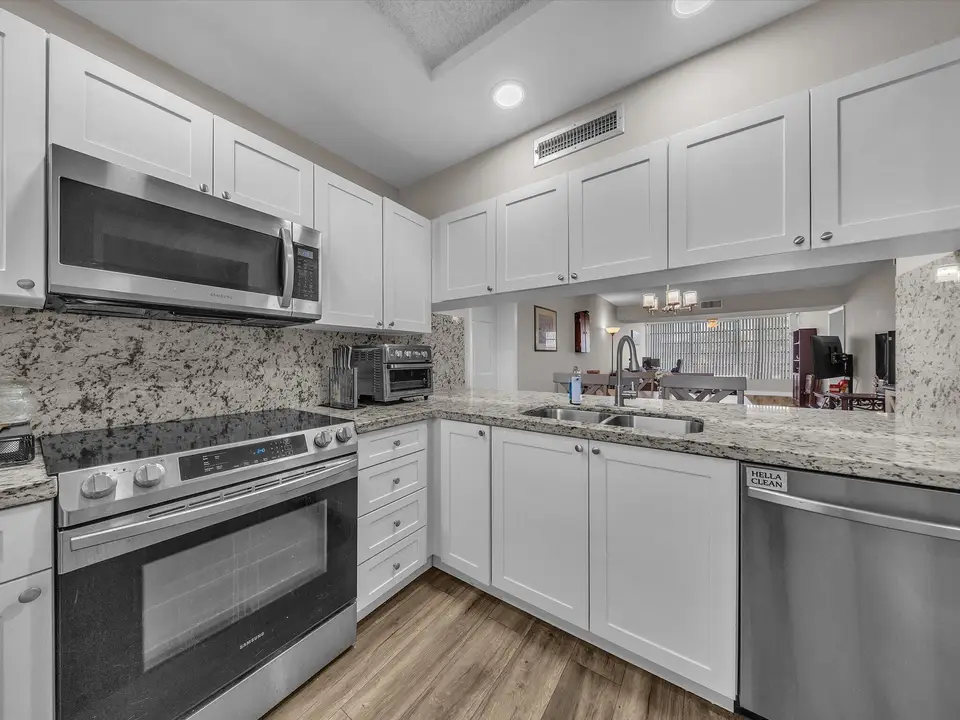 1701 Whitehall Drive 302, Davie, FL 33324