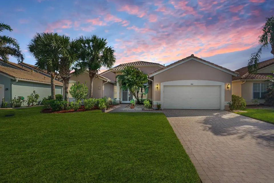 468 NW BLUE LAKE Drive, Port St. Lucie, FL 34986