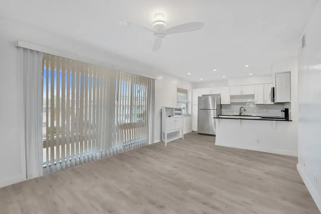2862 NE 32ND Street #13, Fort Lauderdale, FL 33306