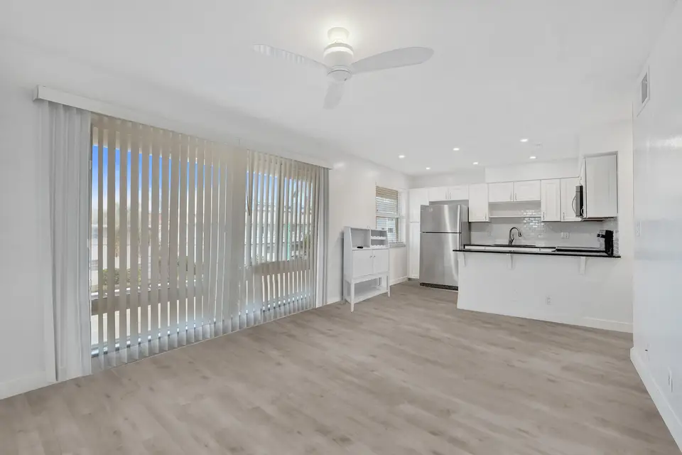 2862 NE 32ND Street #13, Fort Lauderdale, FL 33306