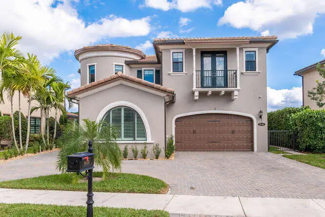 9040 Watercrest Circle W, Parkland, FL 33076