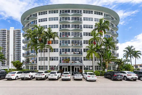 3250 NE 28th Street 305, Fort Lauderdale, FL 33308